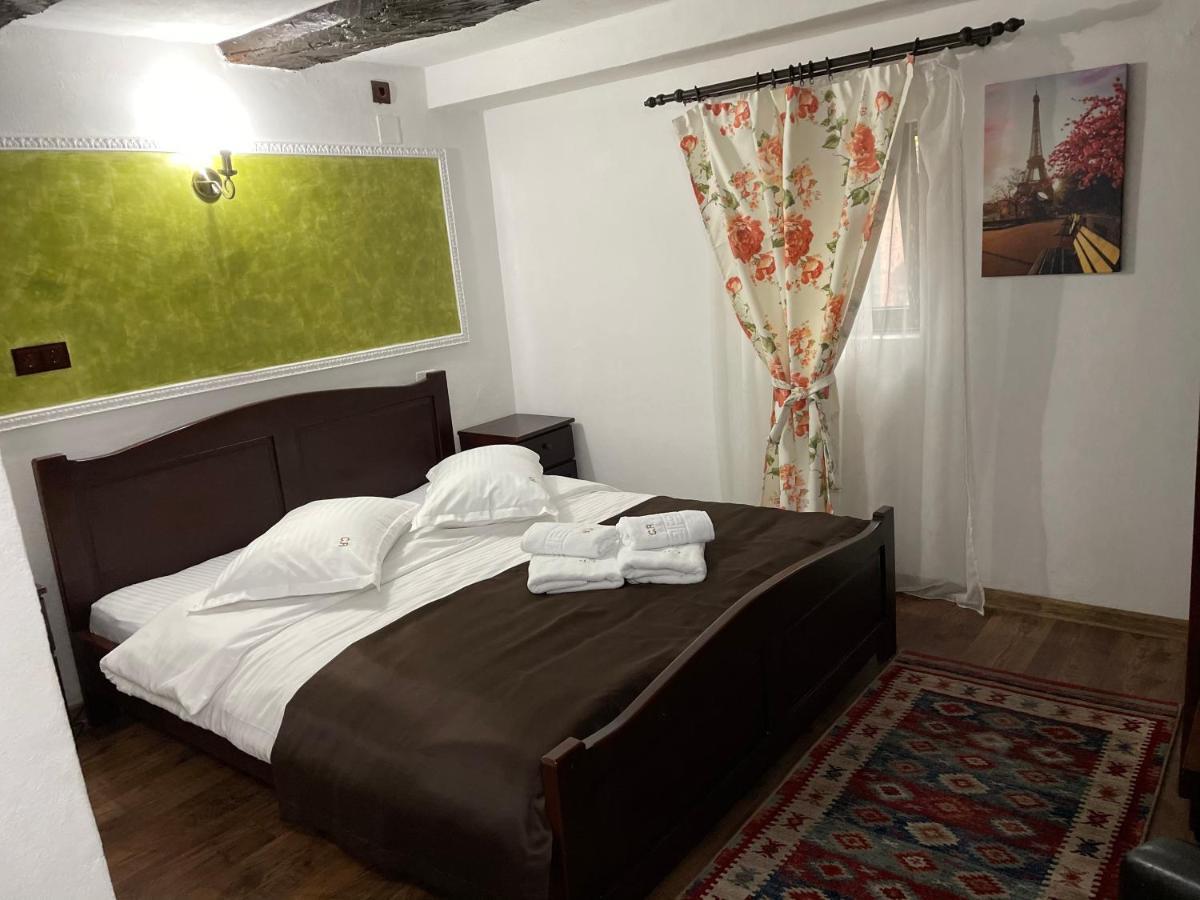 Pensiunea Casa Rica Călimăneşti Eksteriør bilde