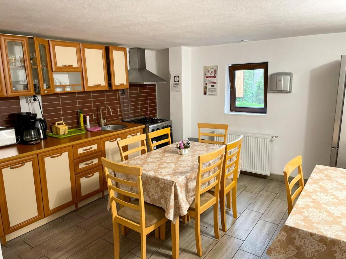 Pensiunea Casa Rica Călimăneşti Eksteriør bilde